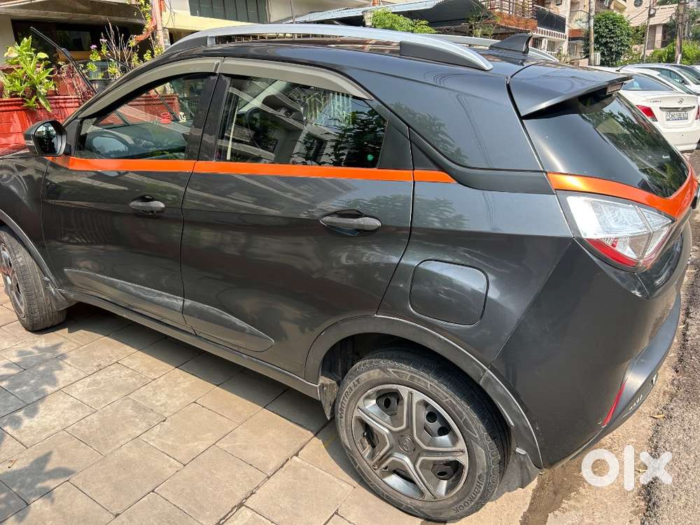 Tata Nexon 2018 Petrol Well Maintained New Condition