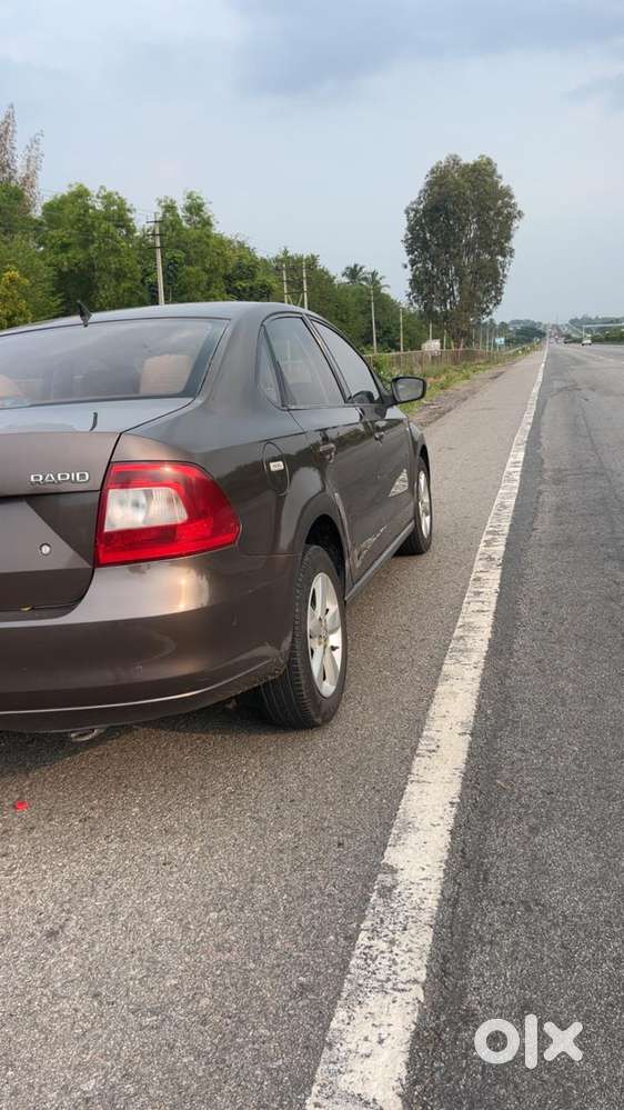 Skoda Rapid [ ] 1.5 Elegance Plus Tdi At, 2015, Diesel