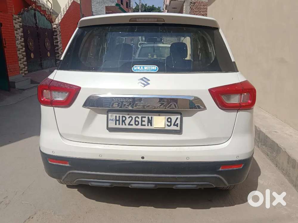 Beezza Lxi 2021 Petrol