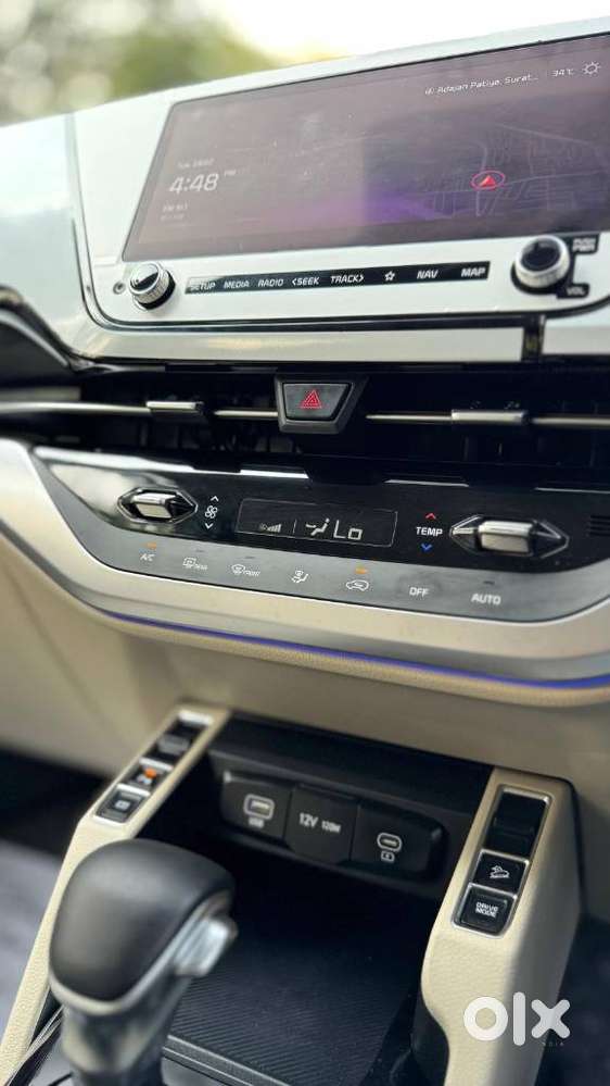 Kia Carens Luxury (o)1.5 Diesel At 7 Str, 2023, Diesel