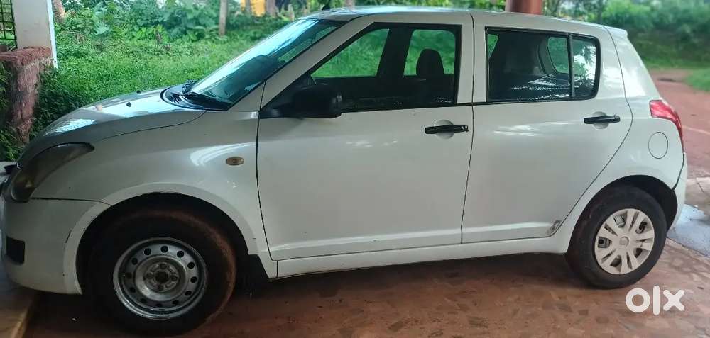 Maruti Suzuki Swift 2008 Petrol 180000 Km Driven