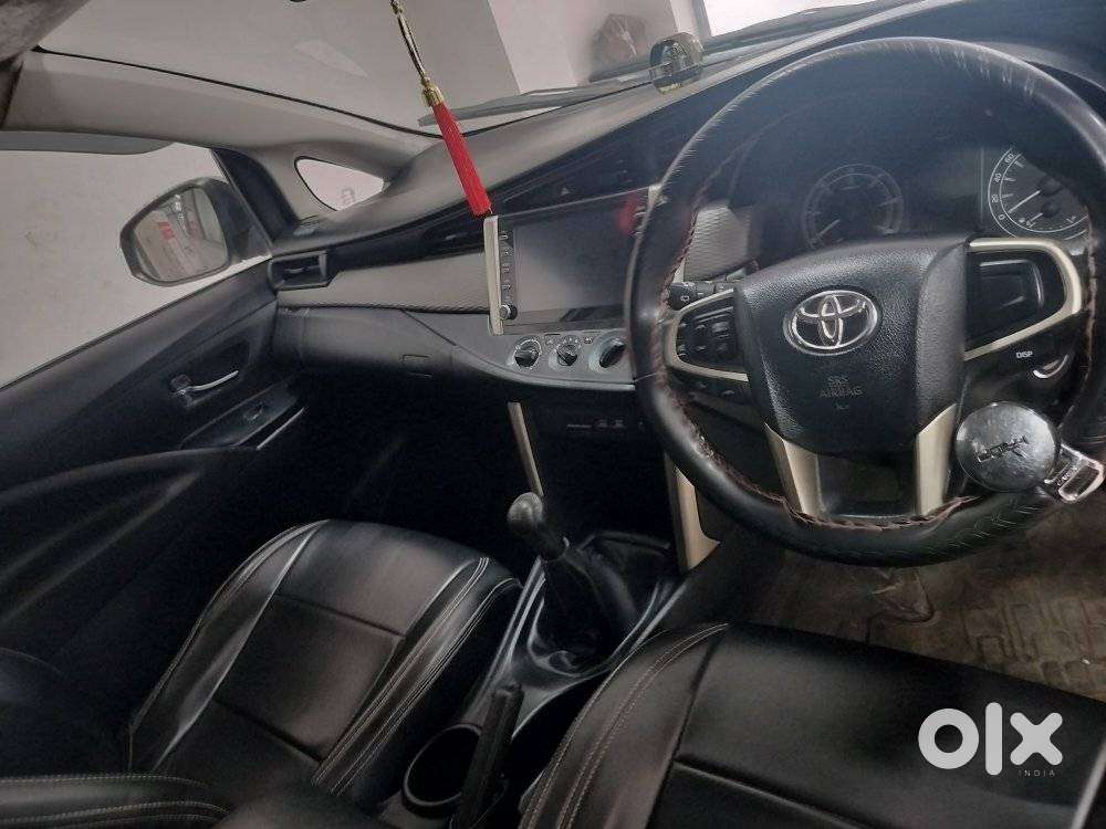 Toyota Innova Crysta 2.4 G Mt, 2022, Diesel