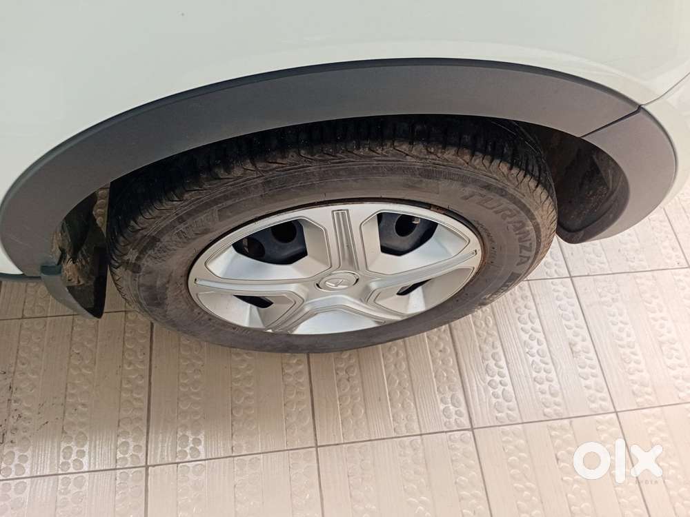 Tata Nexon 1.2 Revotron Xma Amt (s), 2019, Petrol