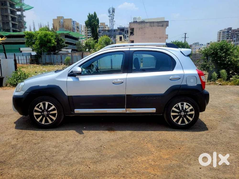 2014 Toyota Etios Cross 1.5 V Petrol Manual 78,000 Km  2nd Owner