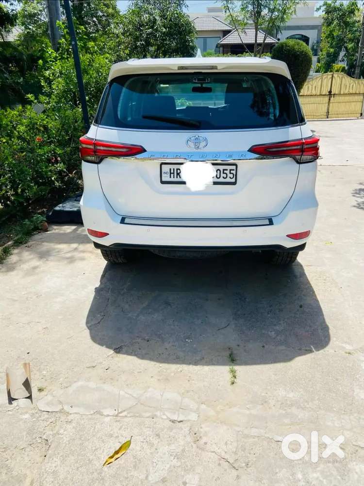 2023 / 2023  Toyota Fortuner 4x2 Auto