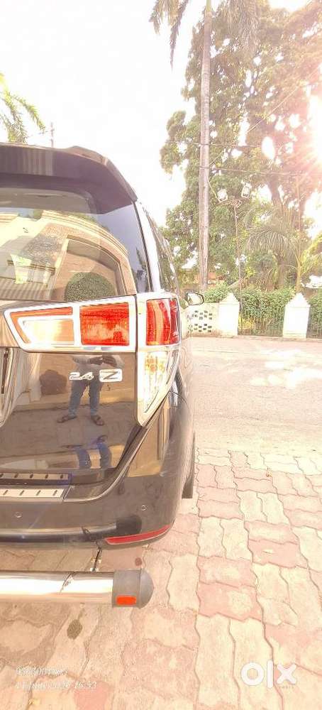 Toyota Innova Crysta Zx 2.4 Diesel 7 Seater, 2024, Diesel