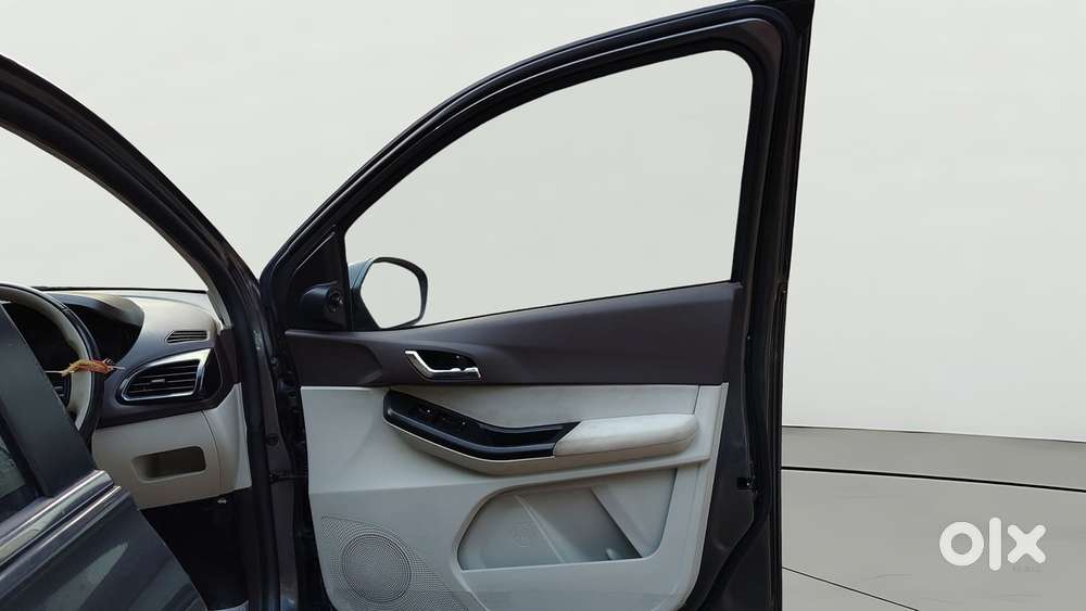 Tata Tigor Xz Plus, 2025, Petrol