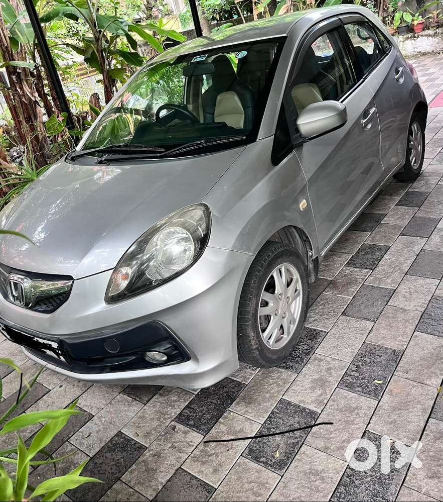Honda Brio V At 2013