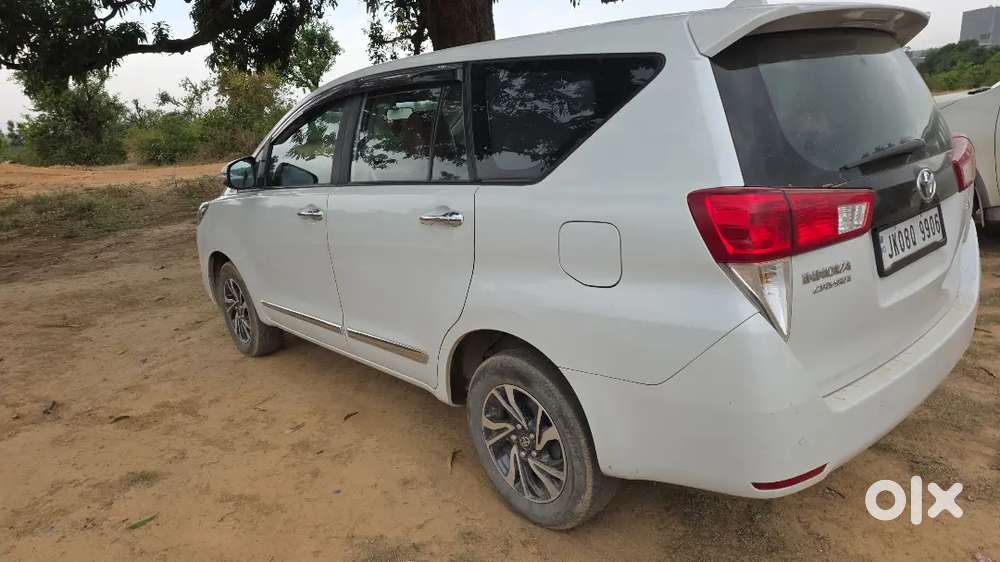 Toyota Innova Crysta 2025 Diesel 37000 Km Driven