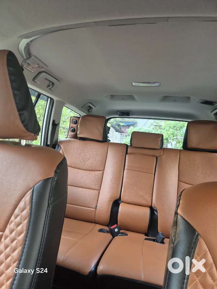 Toyota Innova Crysta Diesel 2.4 V 8 Str 2026