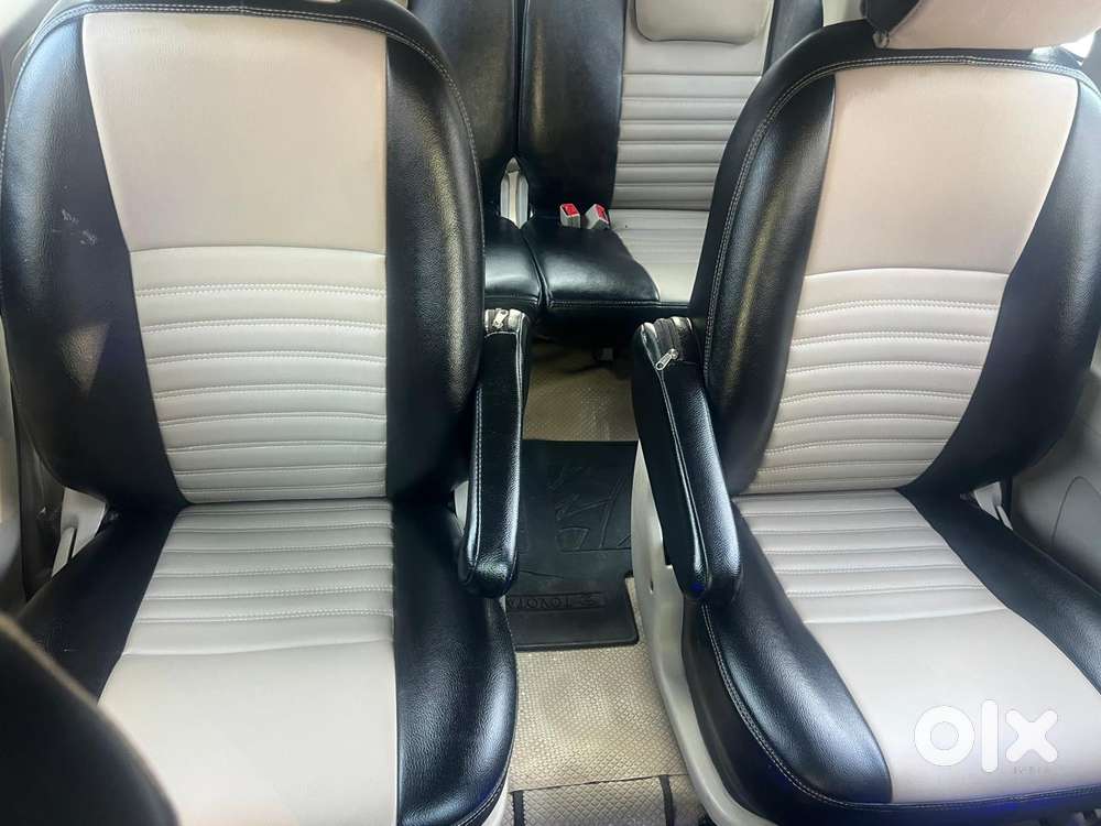 Toyota Innova 2.5 G (diesel) 8 Seater, 2015, Diesel