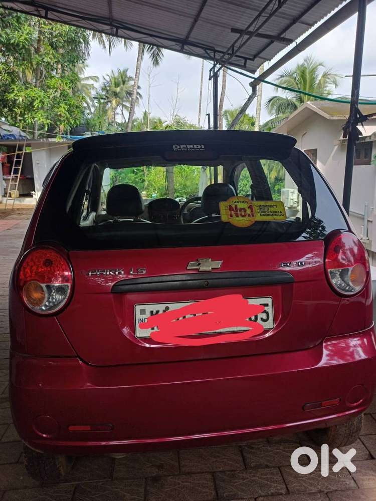 Chevrolet Spark Petrol 2010
