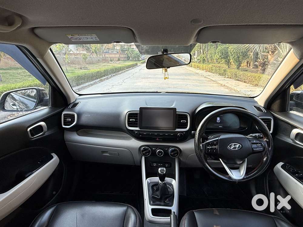 Hyundai Venue S 1.2 Petrol, 2022, Petrol