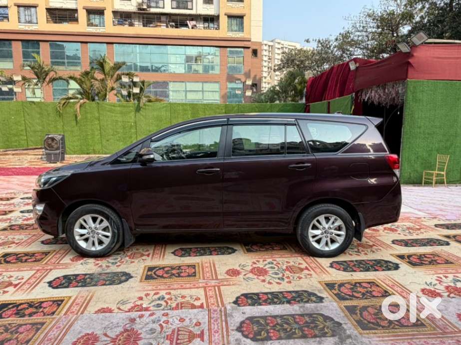 Toyota Innova Crysta 2.8 Gx At 8s, 2017, Diesel