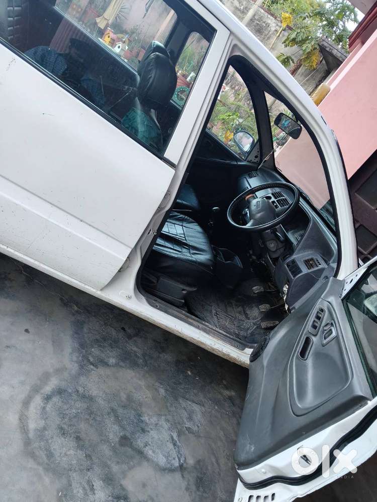 White Colour Zen In Good Condition With Modified Allow Wheel And Tyres