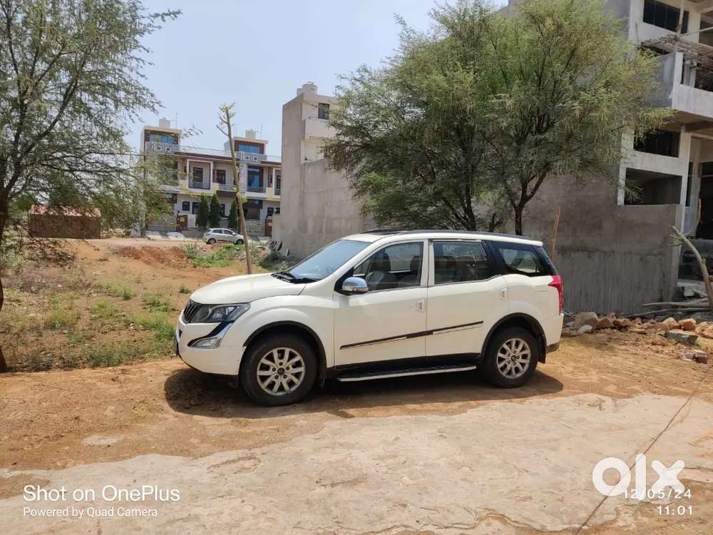 Mahindra Xuv500 2.2 W10 2015