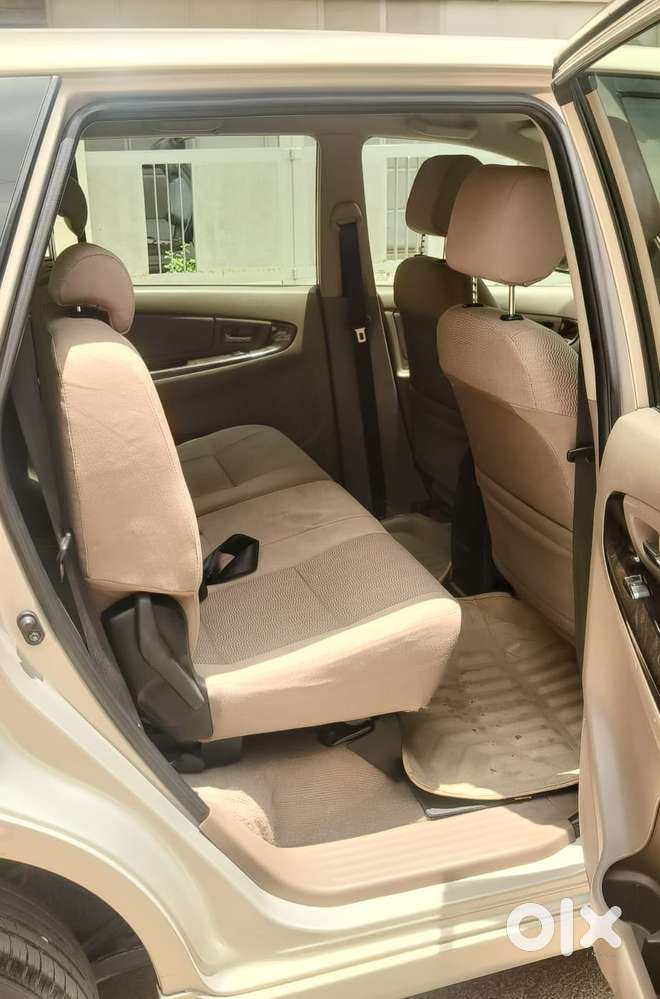 Toyota Innova 2.5 Vx 8 Str, 2015, Diesel