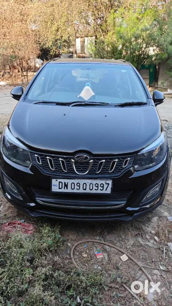 Mahindra Marazzo