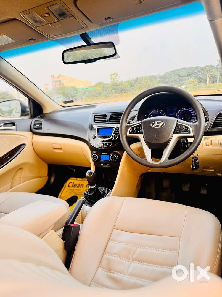 Hyundai Verna Petrol 2013