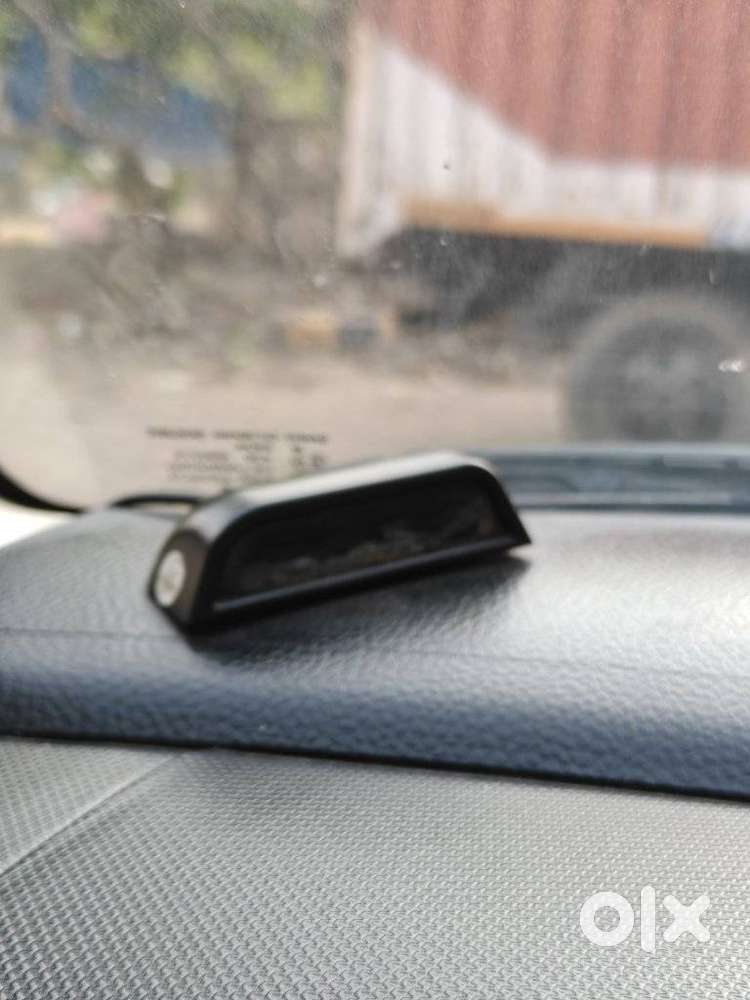 Maruti Suzuki Swift Dzire Vxi Optional, 2016, Petrol