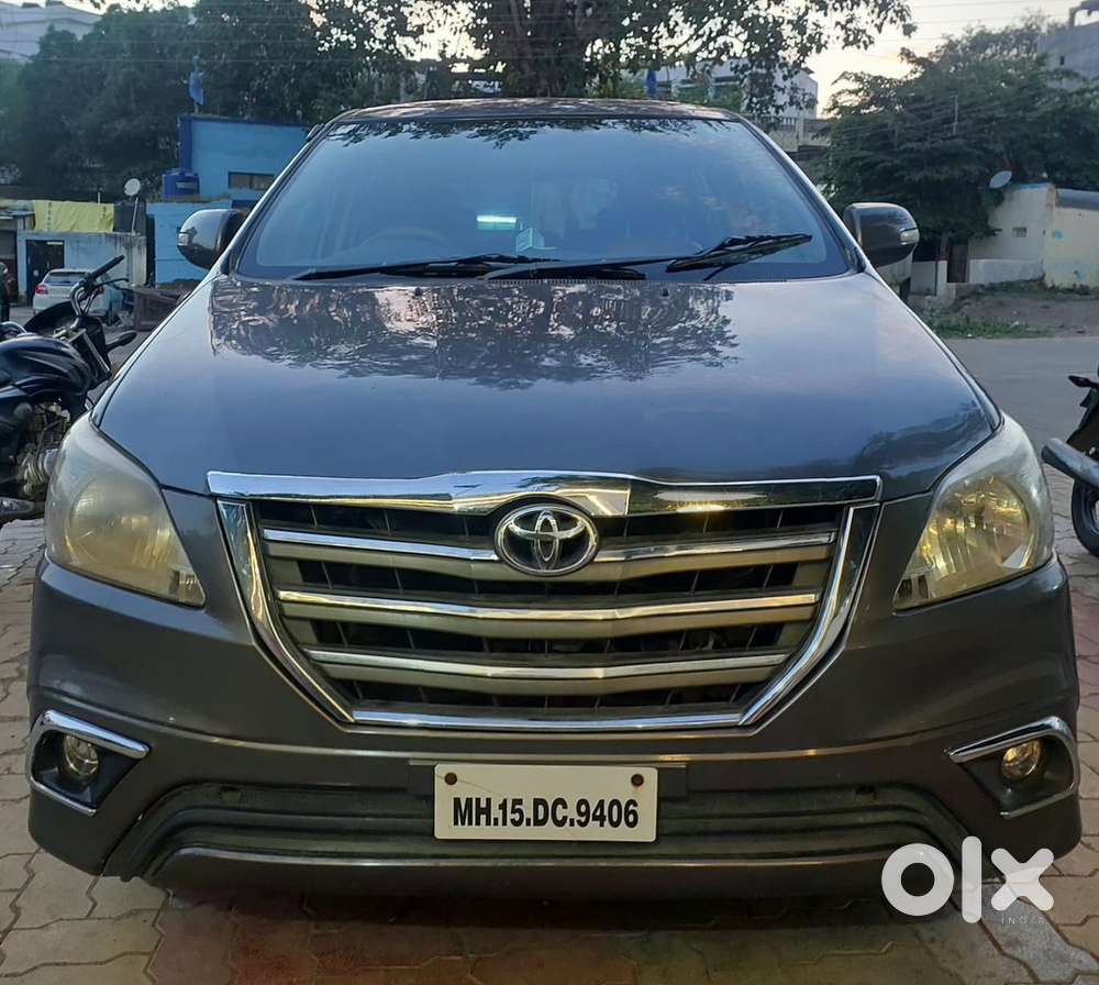 Toyota Innova 2.5v Diesel 2012