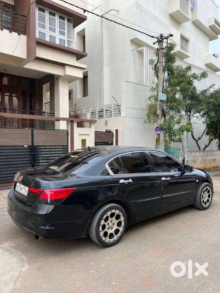 Honda Accord 2.4 Manual, 2009, Petrol