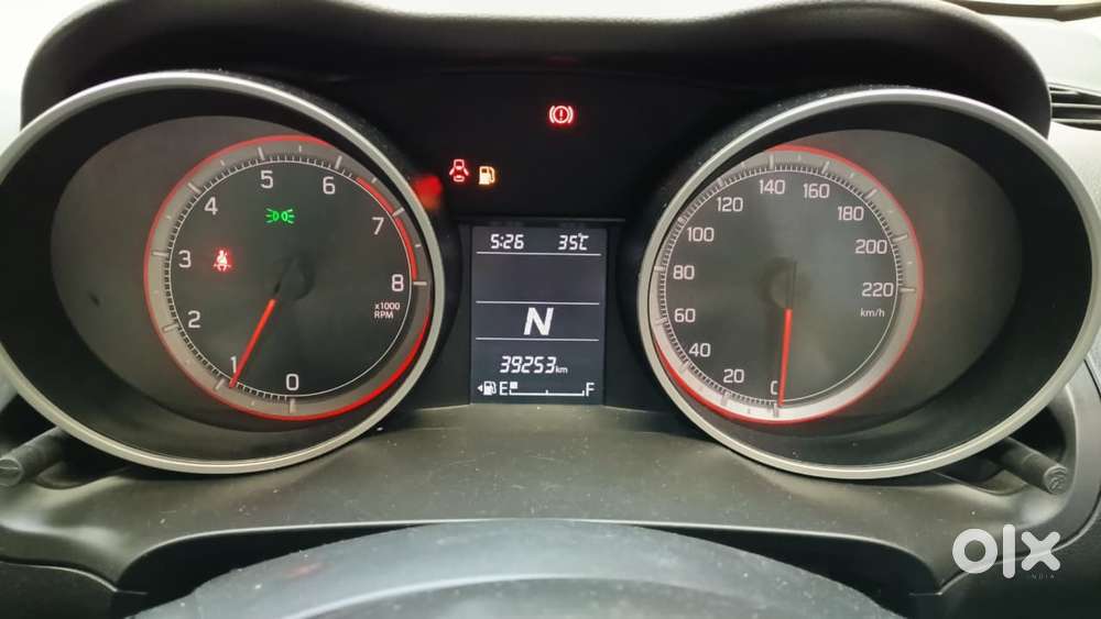 Maruti Suzuki Swift Vxi Glory Limited Edition, 2023, Petrol