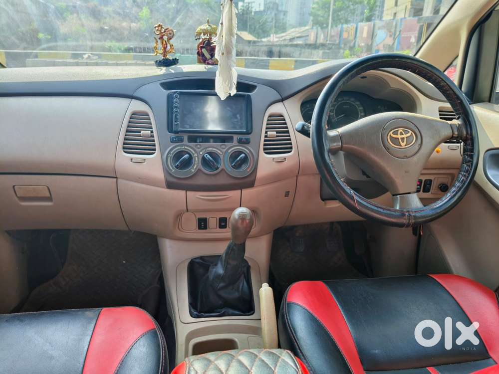 Toyota Innova 2004-2011 2.5 G4 Diesel 8-seater, 2006, Diesel