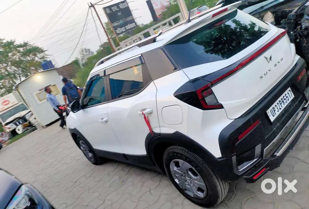 Mahindra Xuv 3xo Mx3 2024