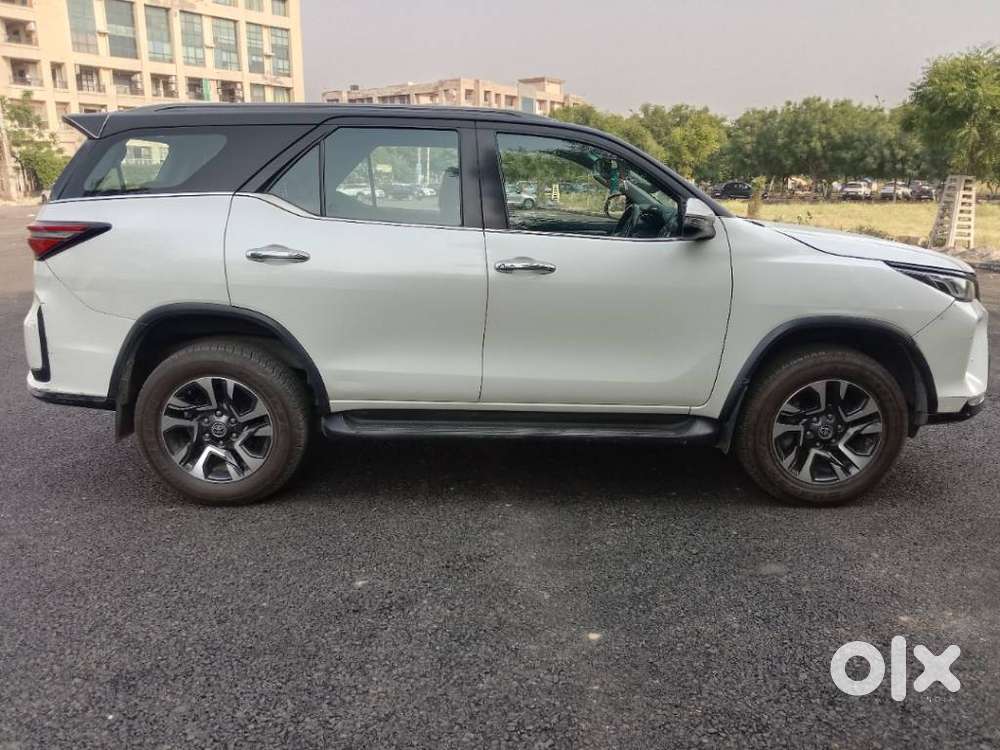 Toyota Fortuner Legender 4x2 At 2.8, 2021, Petrol