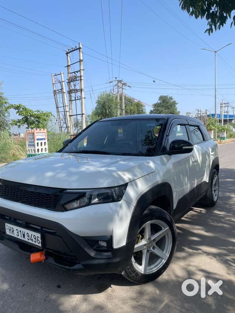 Maruti Suzuki Brezza Lxi 2025