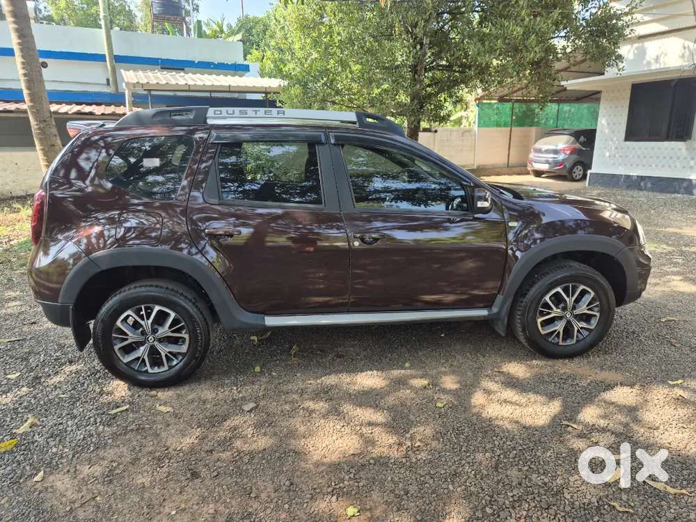 Showroom Condition ,self Used Showroom Servie Only