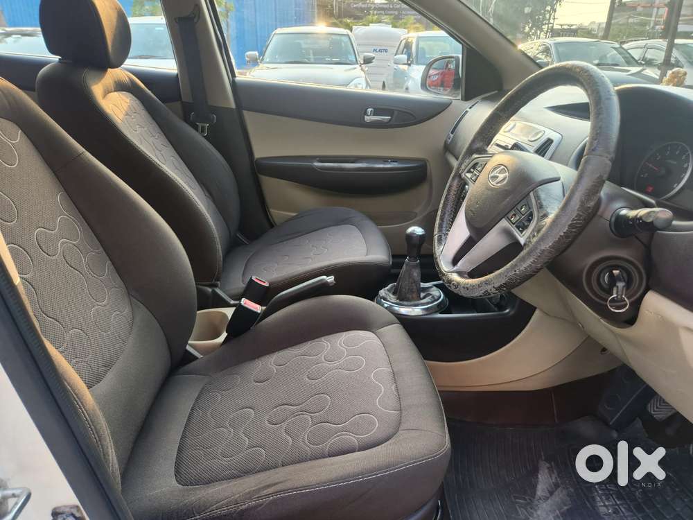Hyundai I20 2010-2012 1.2 Sportz Option, 2012, Petrol
