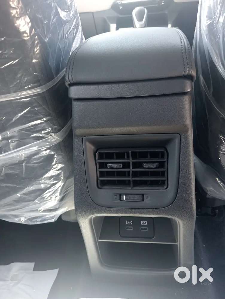 Maruti Suzuki Victoris 2025 Cng & Hybrids  Only 100 Km Driven