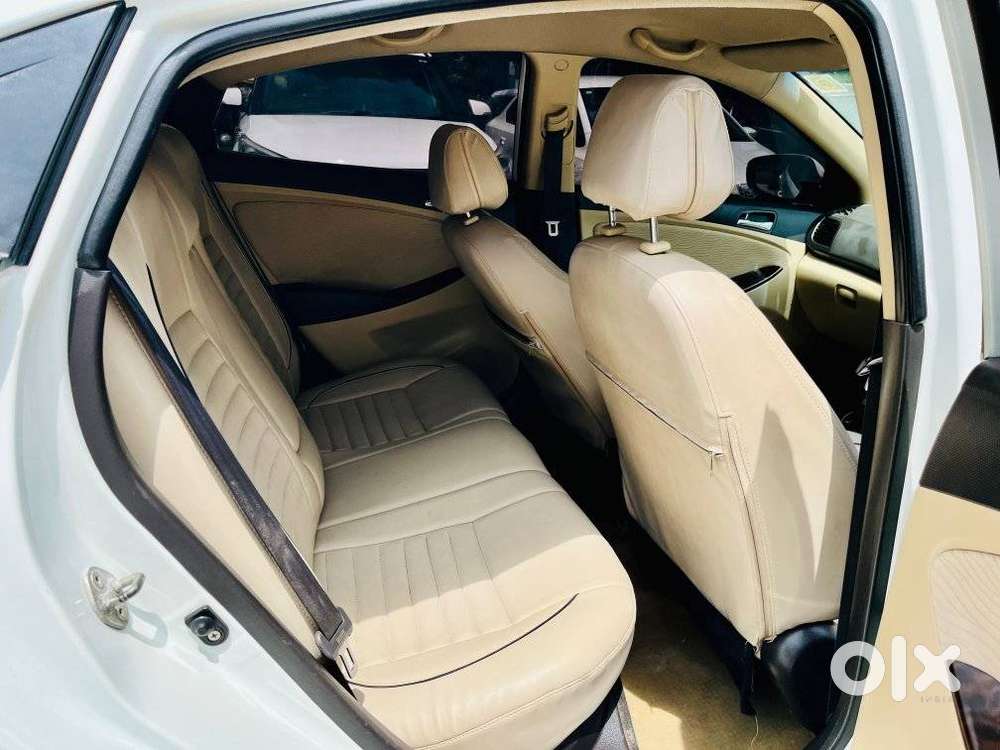 Hyundai Verna 1.6 Sx Vtvt, 2012, Petrol
