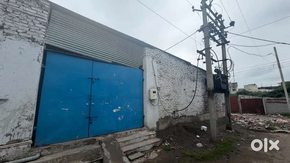 WAREHOUSE FOR RENT 4000SQ TIN SHADE FULLY COVERED