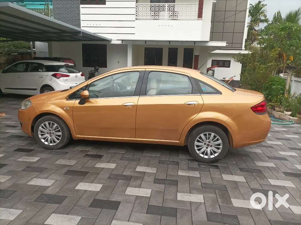 Fiat Linea 2010 Diesel 139000 Km Driven,