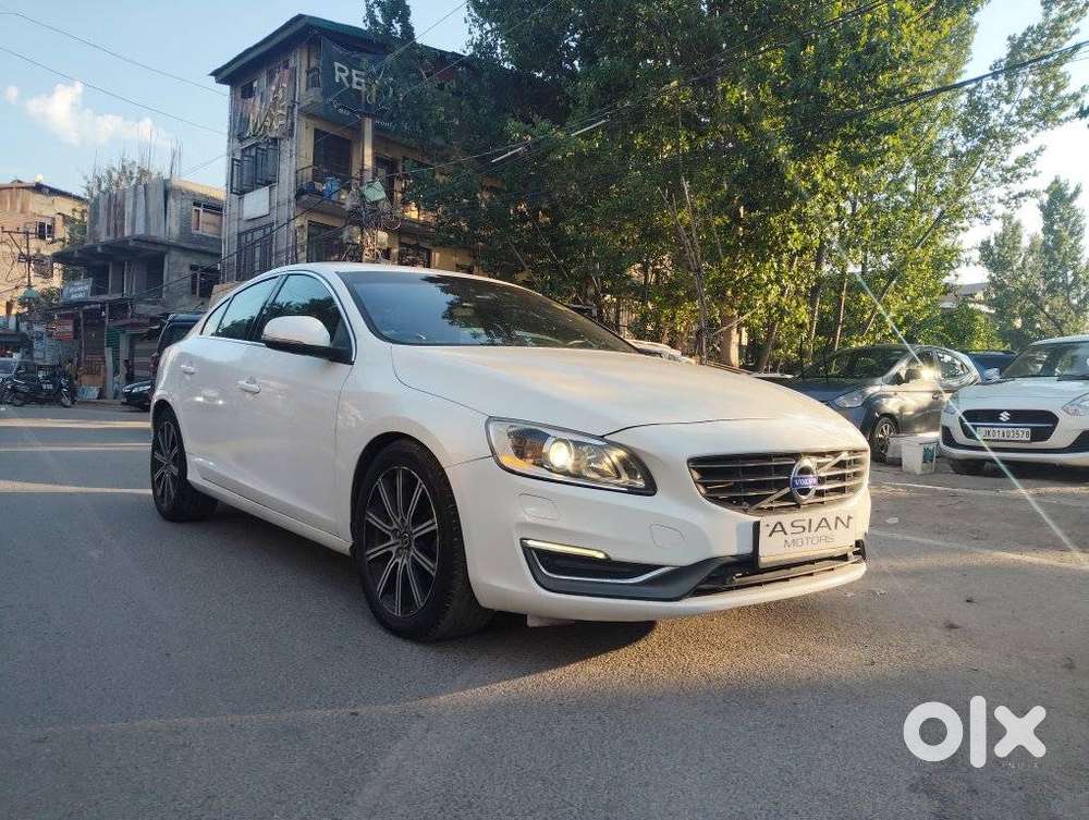 Volvo S60 D5 Inscription, 2016, Diesel