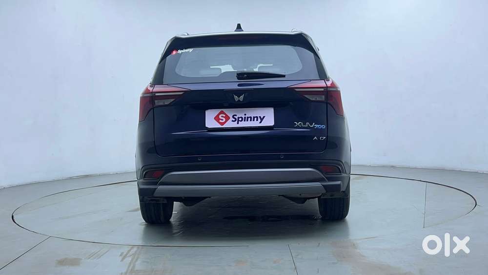 Mahindra Xuv700 2.0 Ax 7 Petrol At Str, 2024, Petrol