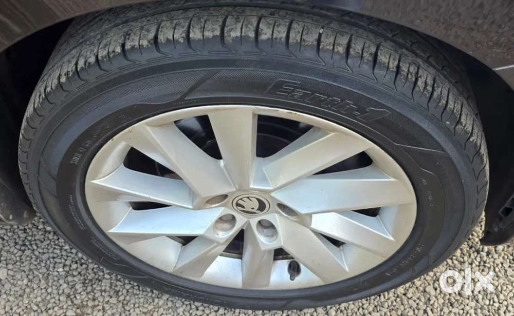 Skoda Superb Lk 2.0 Tdi At, 2019, Diesel