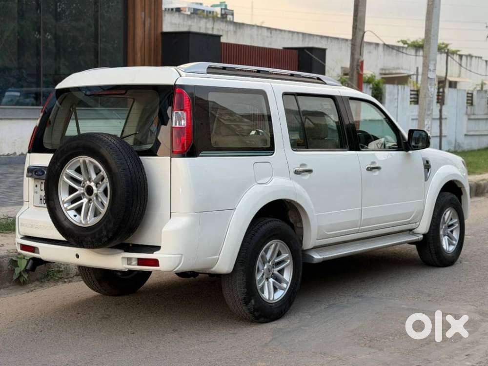Ford Endeavour 3.0l Thunder Plus 4x4, 2011, Diesel