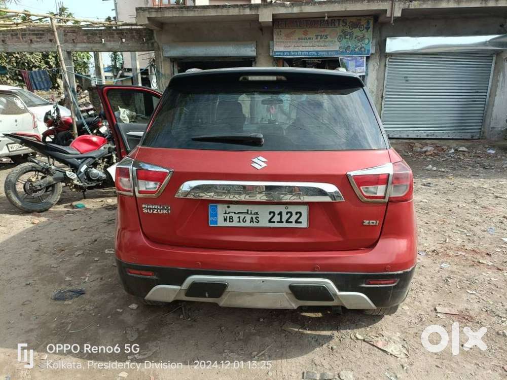 Maruti Suzuki Brezza Zdi+ Dual Tone, 2017, Diesel