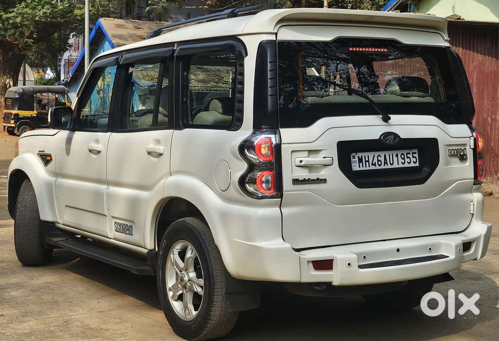 Mahindra Scorpio S10 8 Seater, 2016, Diesel