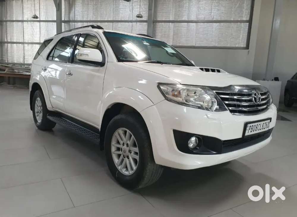 Fortuner Excellent Condition Chilled Ac Brand New Tyre Touch Screen