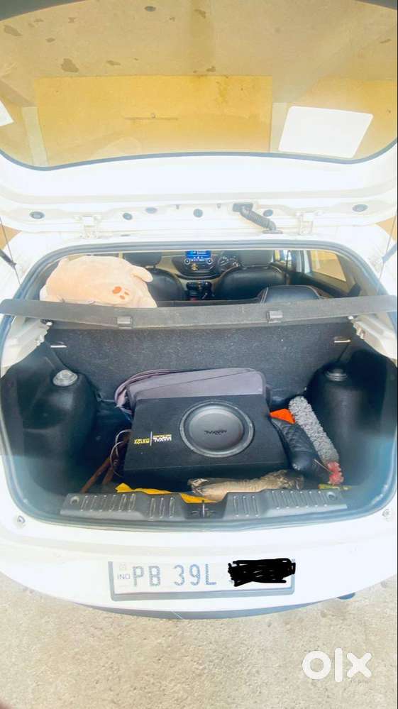 Tata Altroz Xm Plus 2023