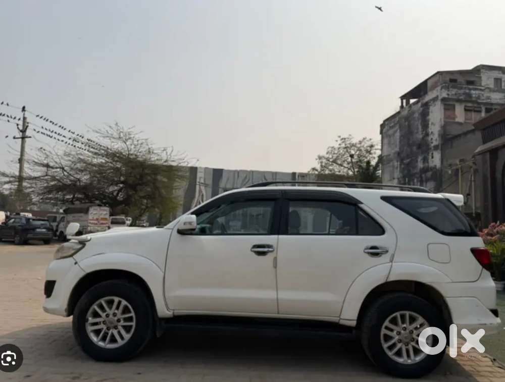 Toyota Fortuner 2015 Diesel Well Maintained With Vvip Number 0001 Uk