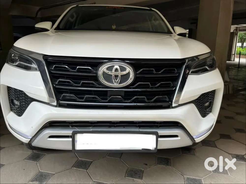Toyota Fortuner Diesel Automatic 2025 Showroom Condition  F