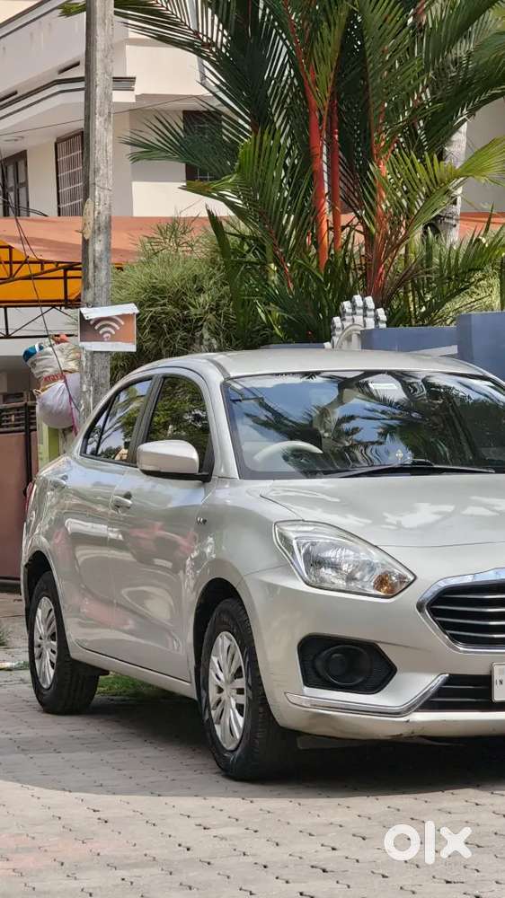 Maruti Suzuki Dzire 2017 Petrol Excellent Condition