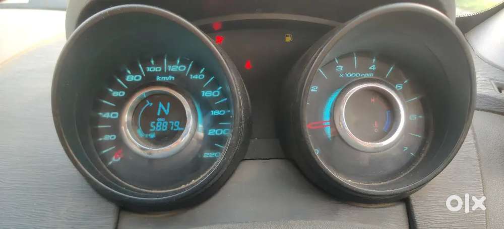 Mahindra Xuv500 1.99 Diesel 2017