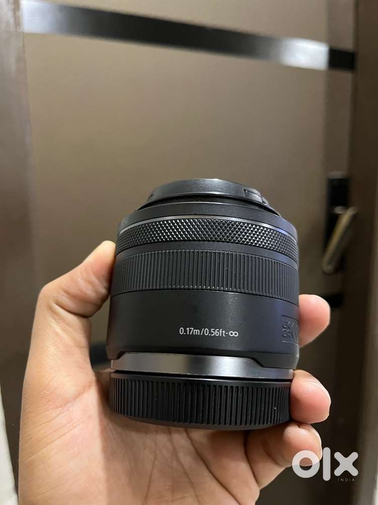 Canon 35mm 1.8 lens